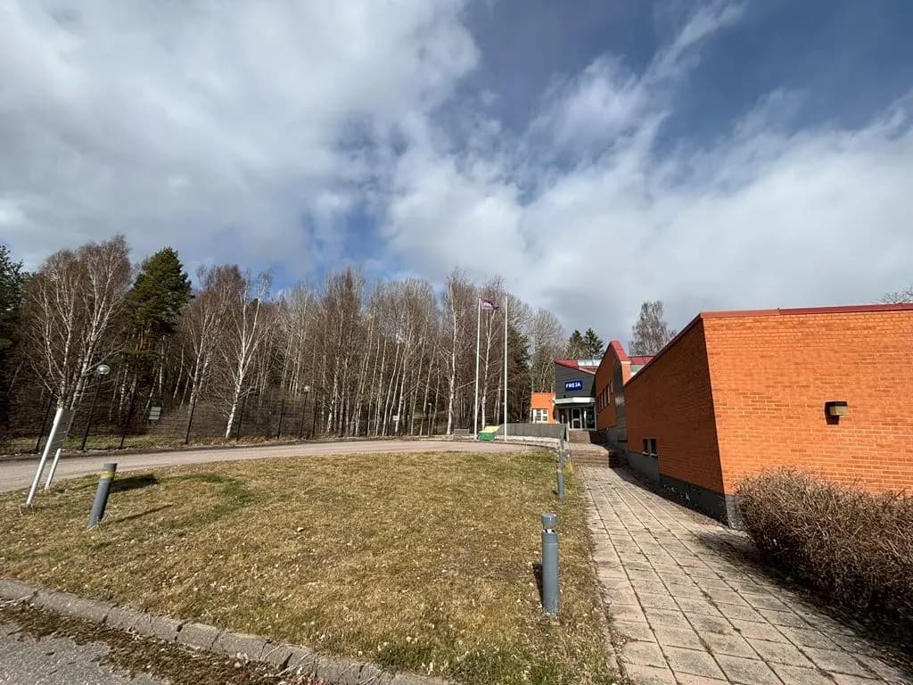 Travgatan 88, Upplands Väsby – 1066 m² – bild 2