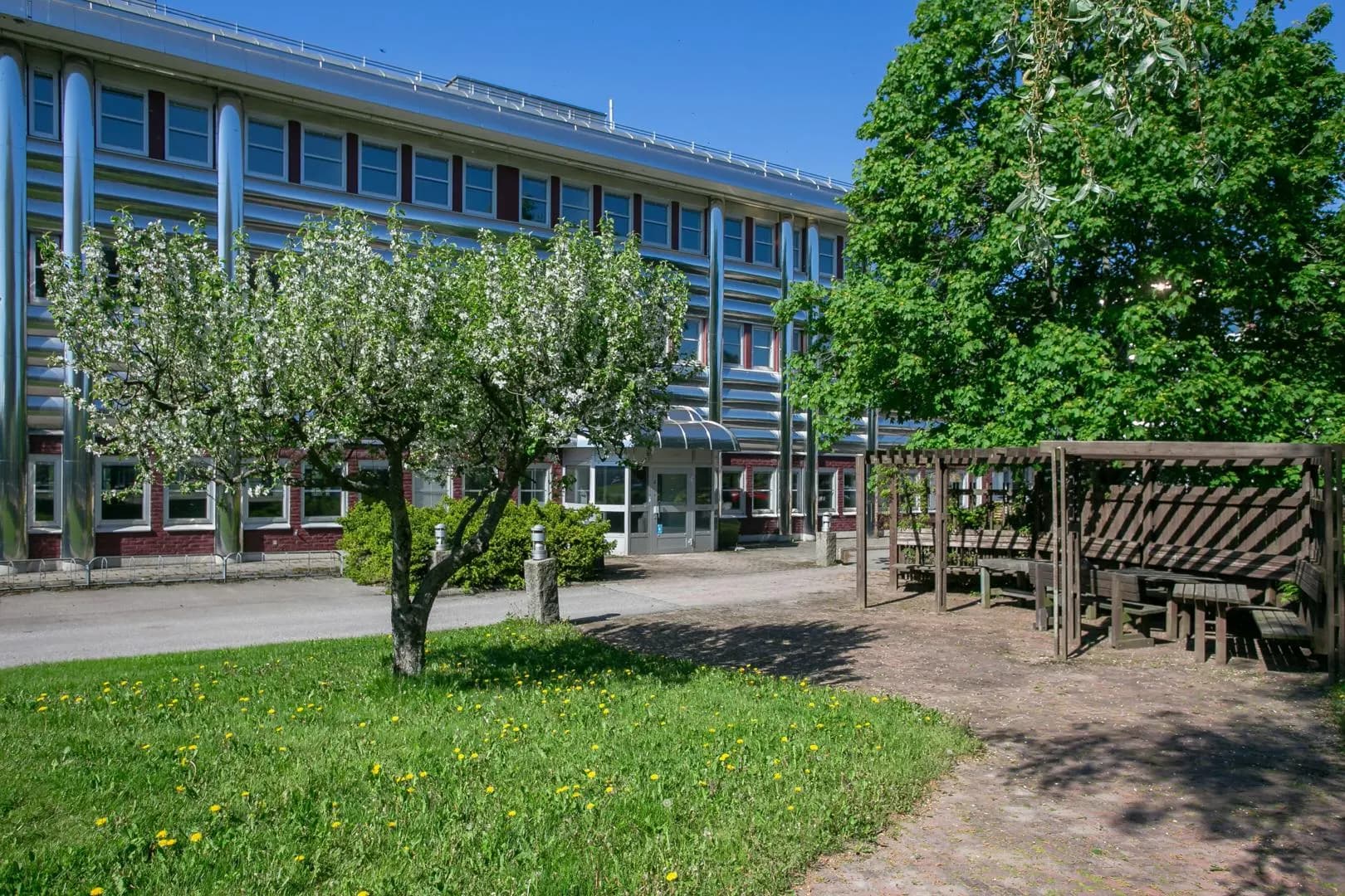 Kungsängsvägen 25 – bild 2