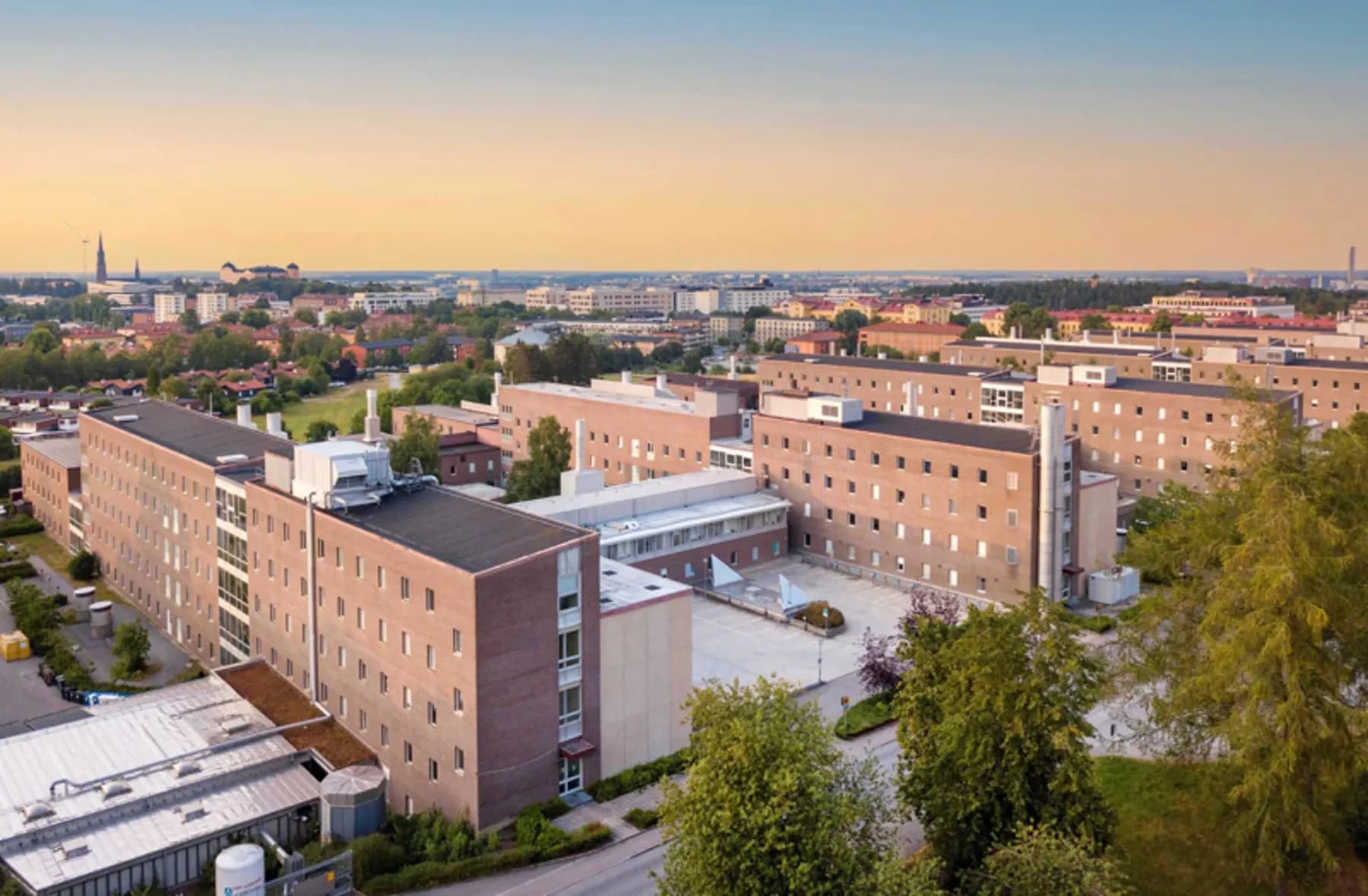 Husargatan 3, Uppsala – 55-210 m²