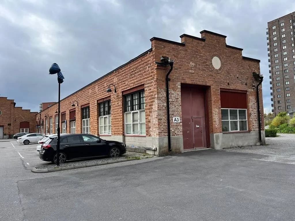 Birger Dahlerus väg 10, JÄRFÄLLA – 535 m²