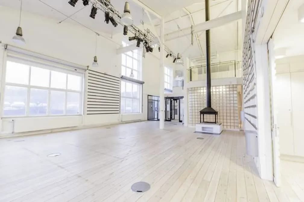 Henry Bergstens väg 3, Järfälla – 1932 m² – bildgalleri