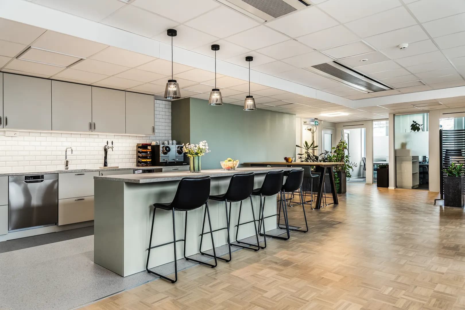 Englundavägen 7, Solna – 711 m²