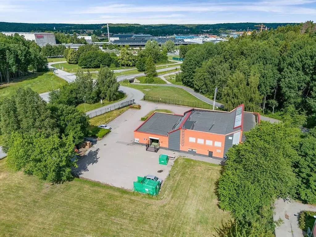Travgatan 88, Upplands Väsby – 597 m² – bild 2