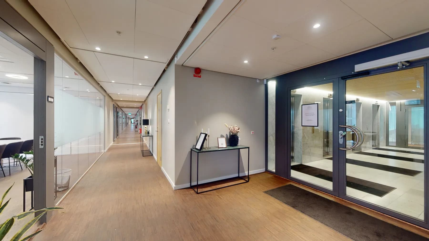 Vasagatan 10, Stockholm – 9-450 m²