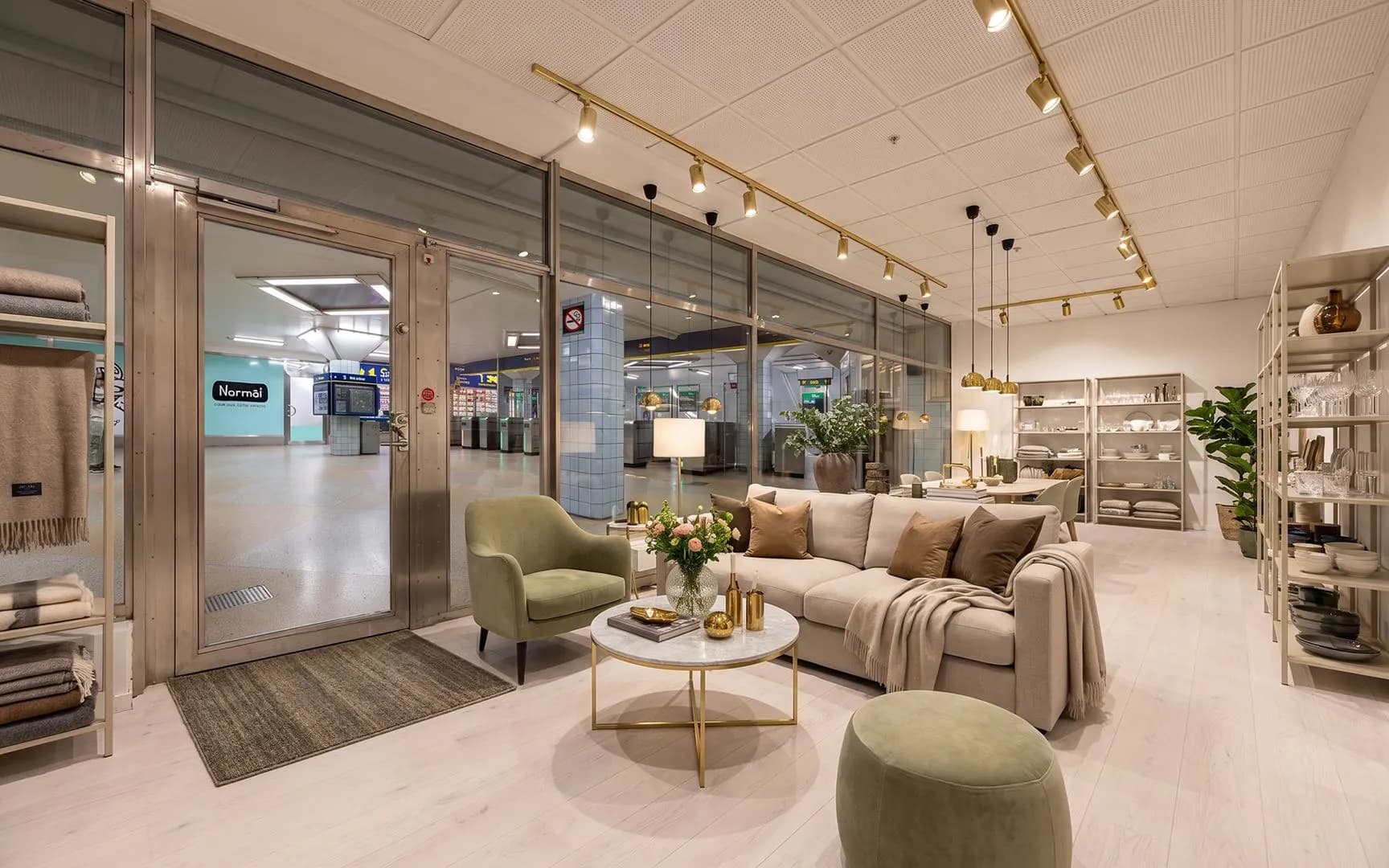 Sveavägen 20, Stockholm – 675 m²