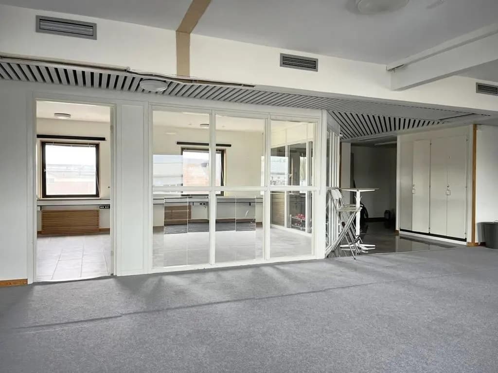 Kontor i Täby kyrkby, Täby, bild 3