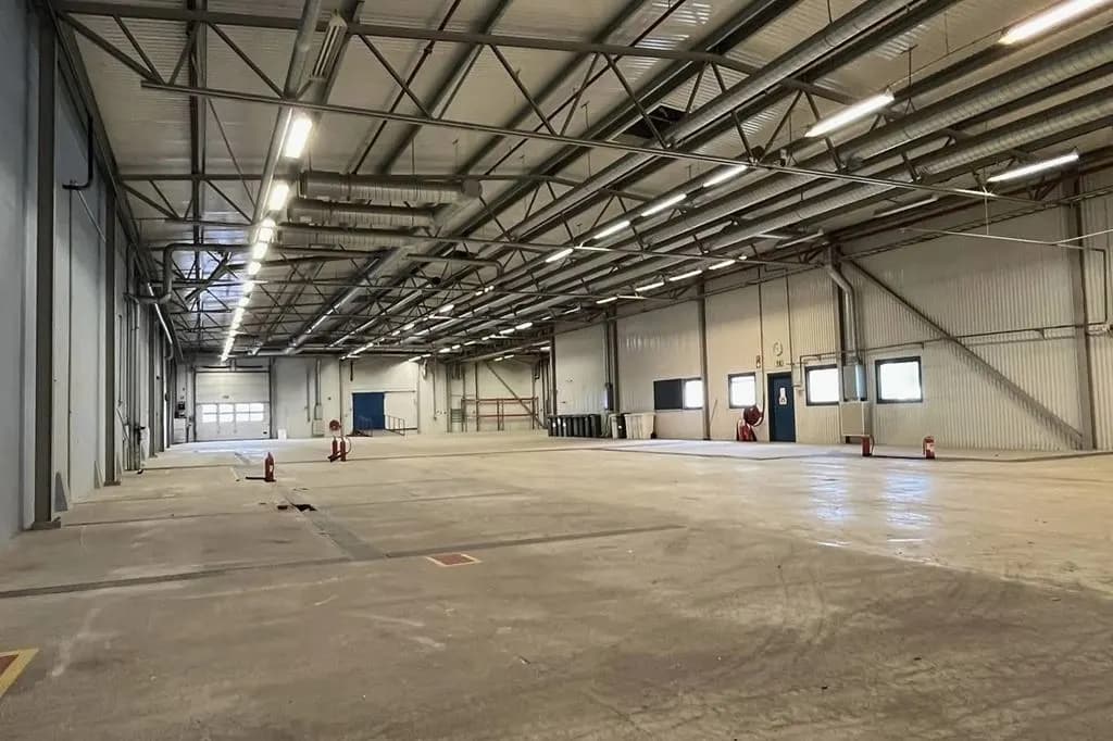Ritarslingan 8 - 415-1 600 m² TÄBY, Täby – 1 152 m²