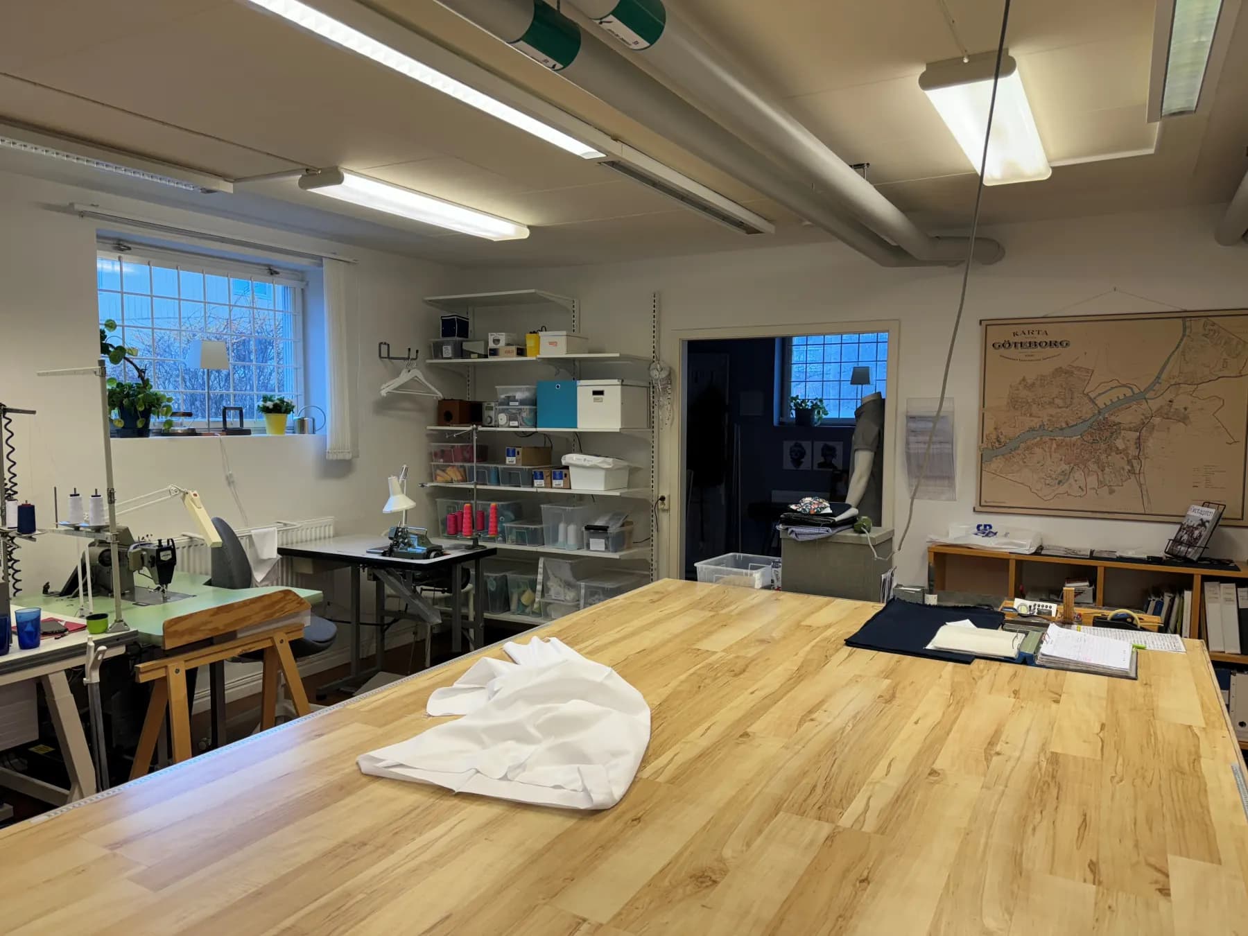 Lokal med bra läge! – bild 3