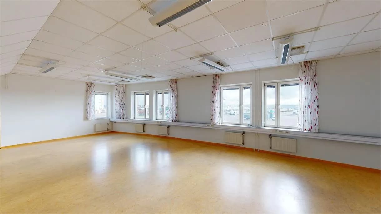 Lodgatan 19, 250 kvm – bild 2