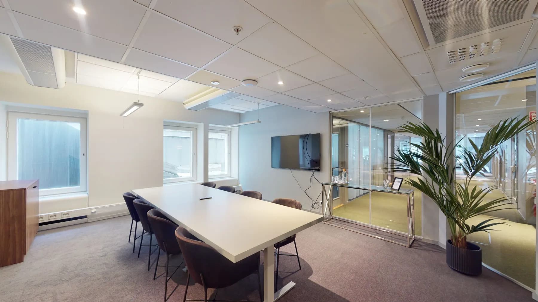 Drottninggatan 32, Stockholm – 9-450 m²