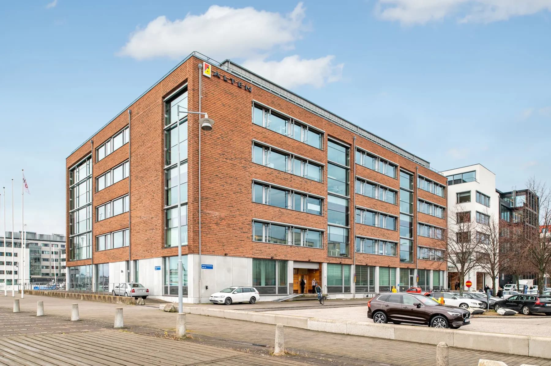 Theres Svenssons Gata 15 – bild 2