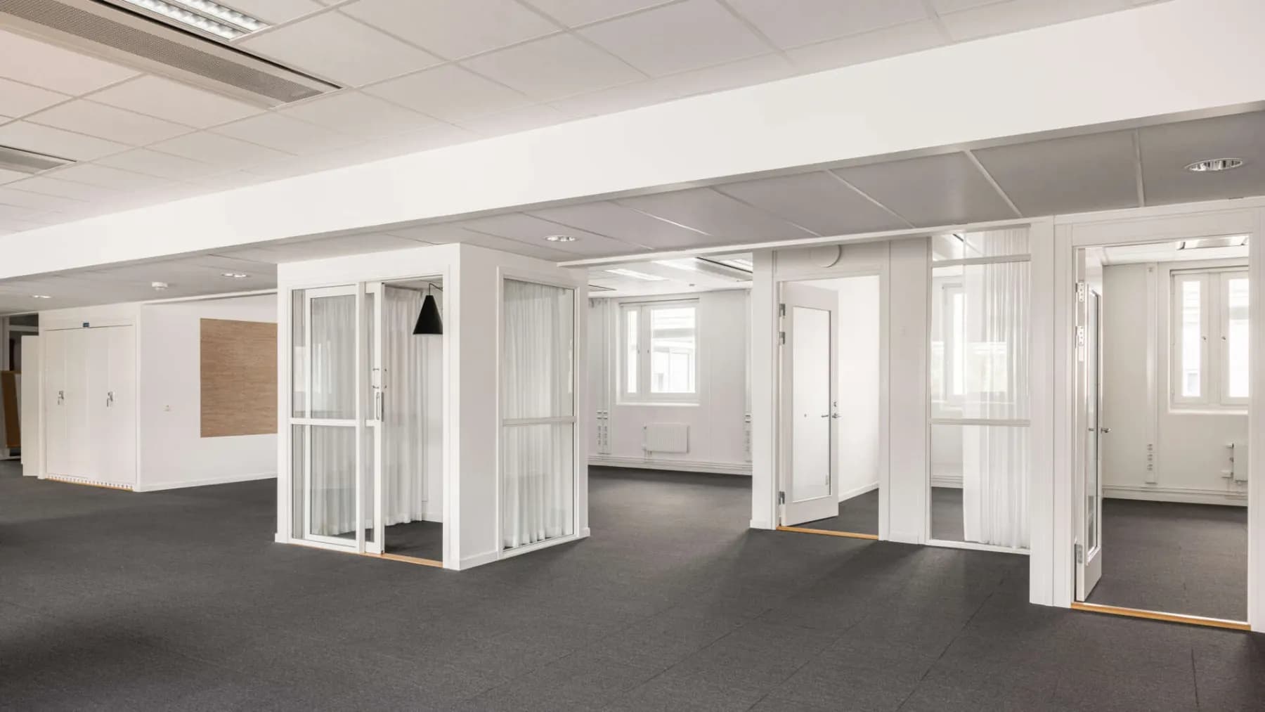 Kreativt kontor mitt i innovationens centrum – bild 2