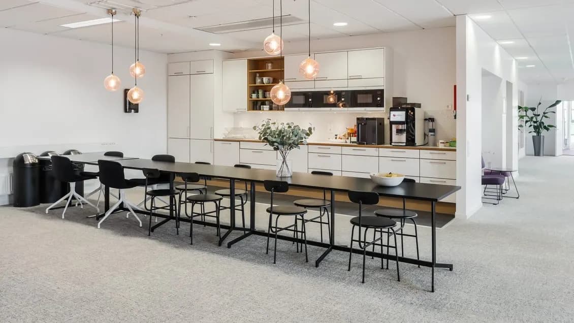 Kontor på Helsingborg C med sundsutsikt – bild 2