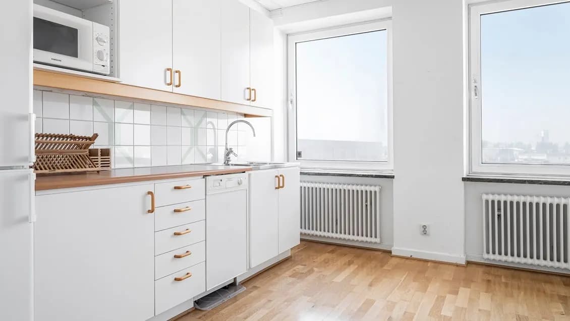 Kontor på bra läge och nära till det mesta – bild 2