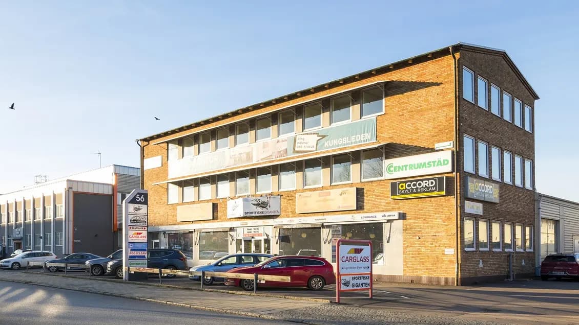 Lagerlokal med tre markportar i Kirseberg – bild 2