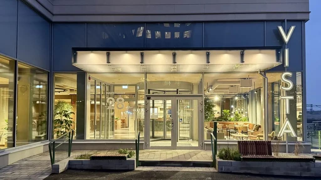 En byggnad med höga ambitioner – bild 2