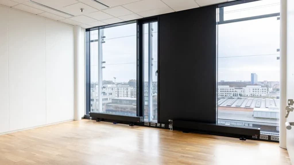 Mindre kontor med fantastiskt utsikt – bild 2