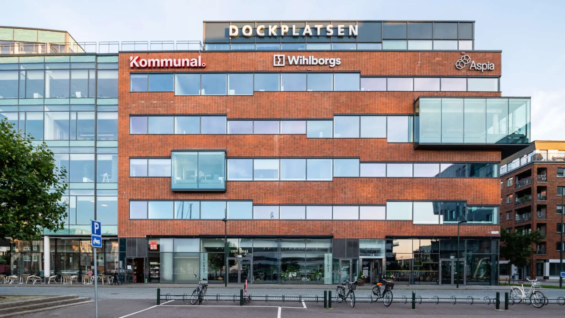 Möjligheternas kontor med fantastisk utsikt – bild 2