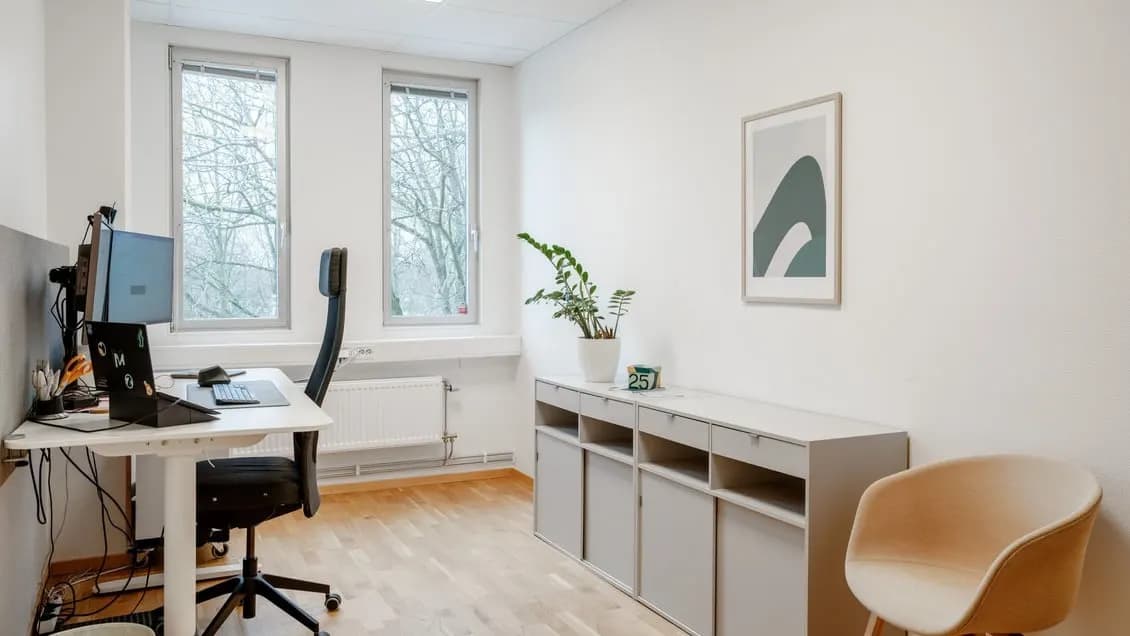 Modern och strategiskt belägen lokal i Västerbro – bild 2