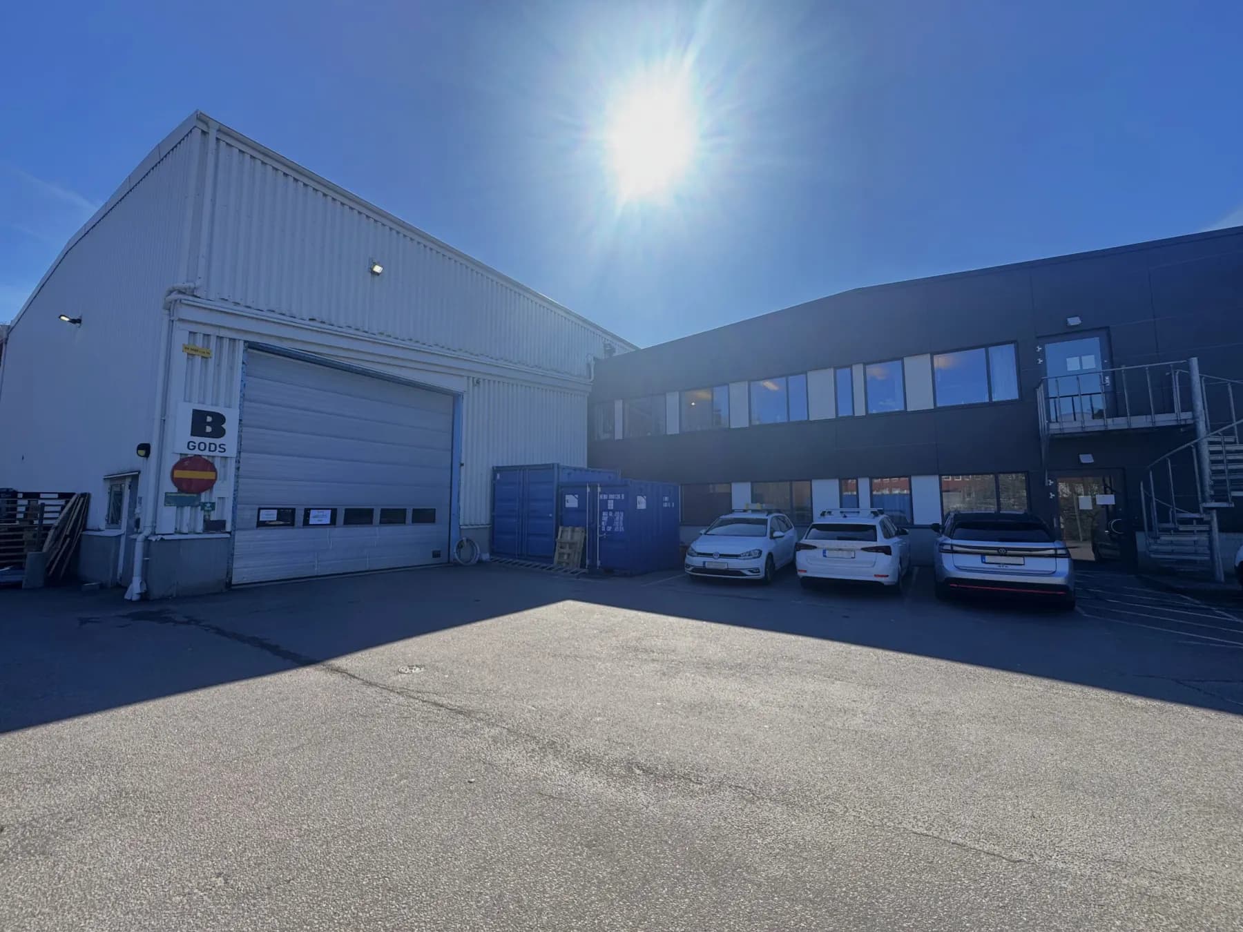 J A Wettergrens gata 10, Västra Frölunda – 100-900 m²