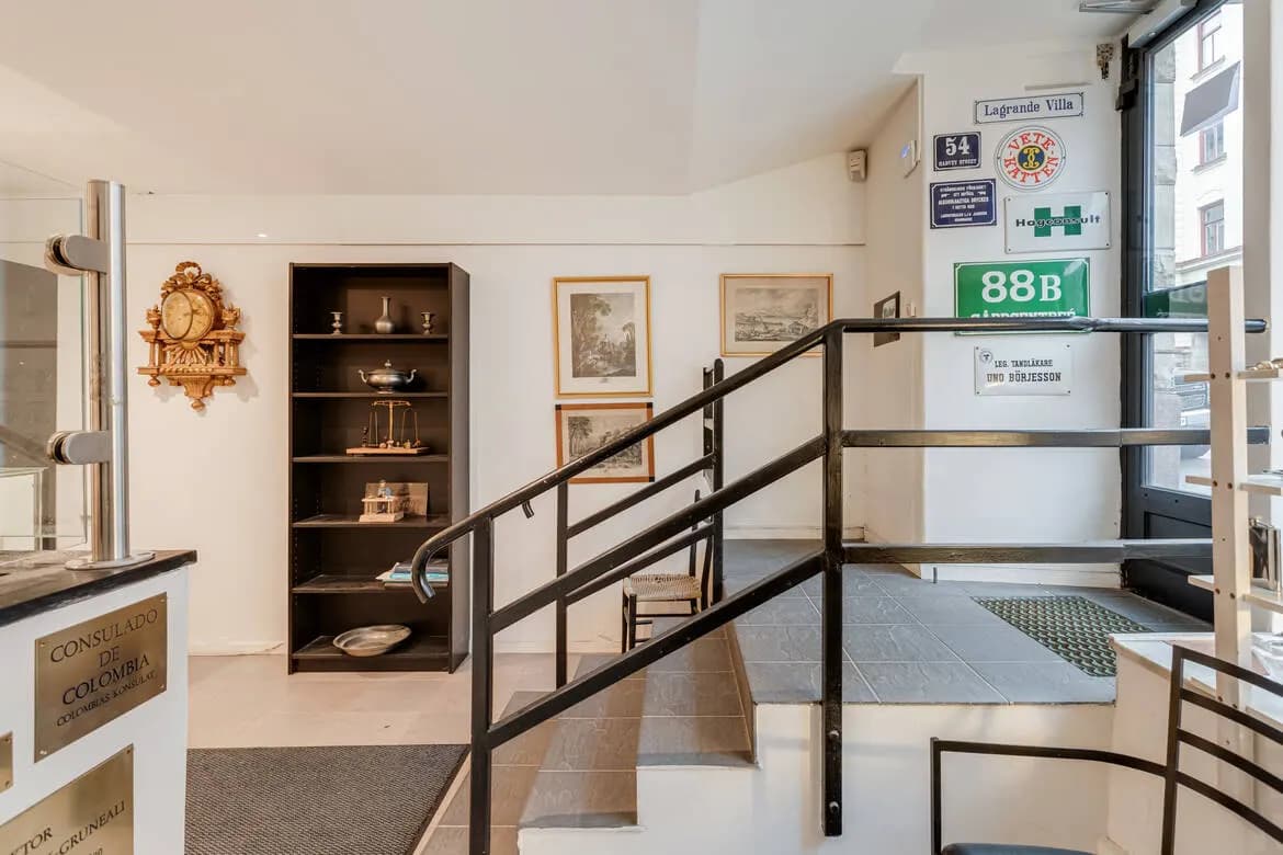 Ljus och stilren butik/-kontors lokal i hjärtat av Vasastan – bild 2