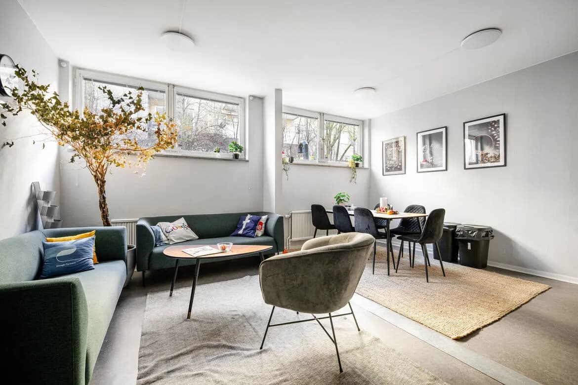 Charmigt kontor på Östermalm – bild 2