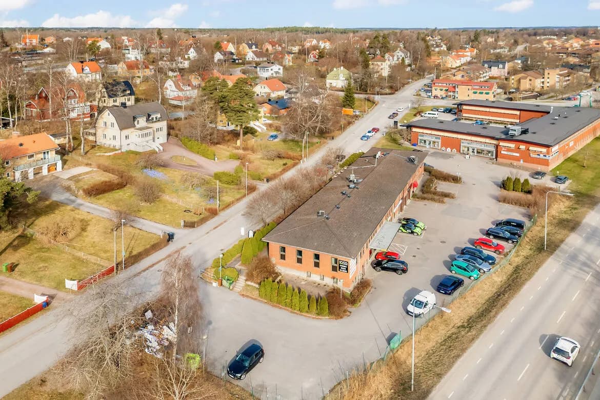 Trevlig lokal med ett fint läge.