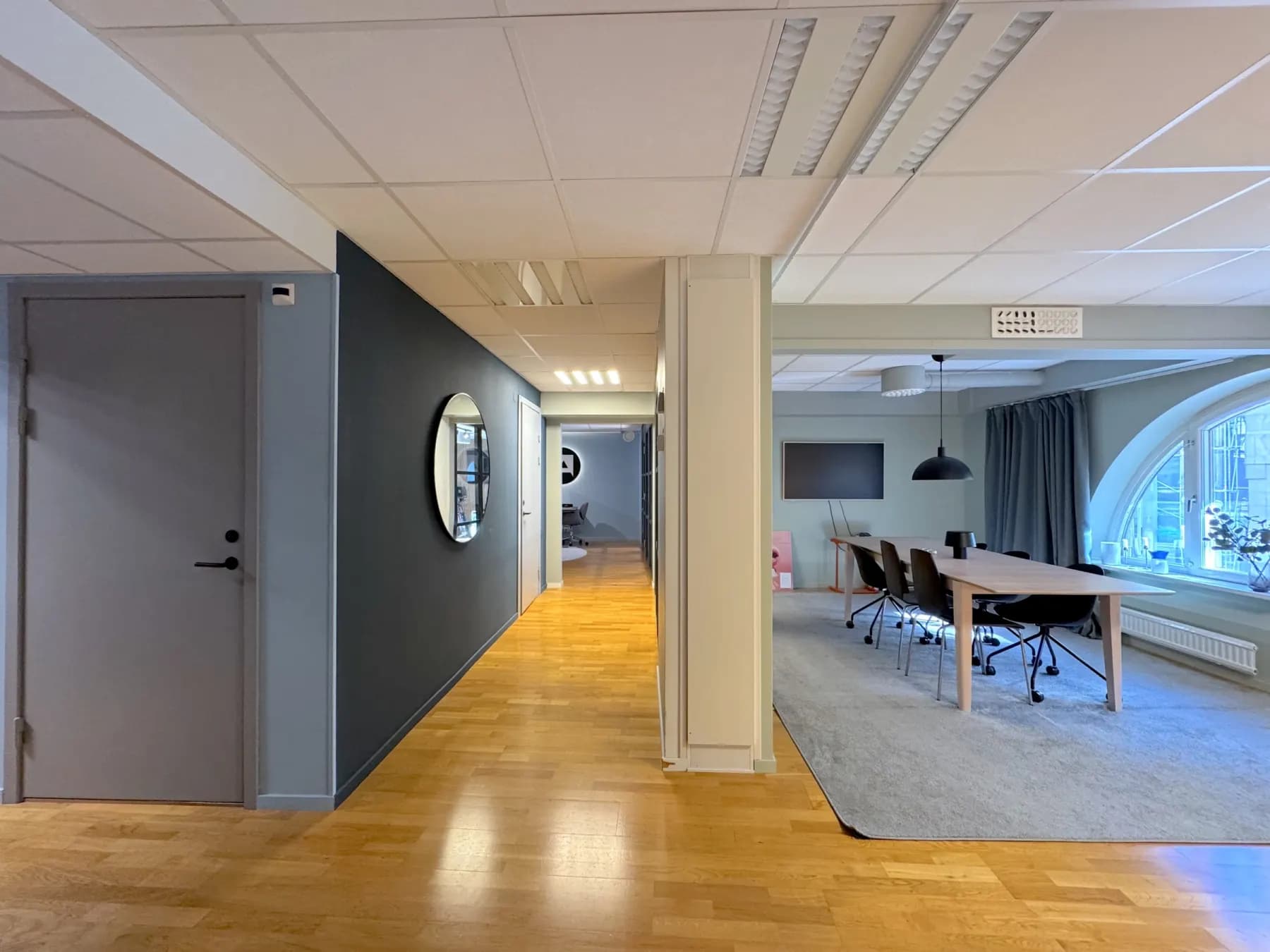 Ljus kontorslokal vid Medborgarplatsen – bild 2