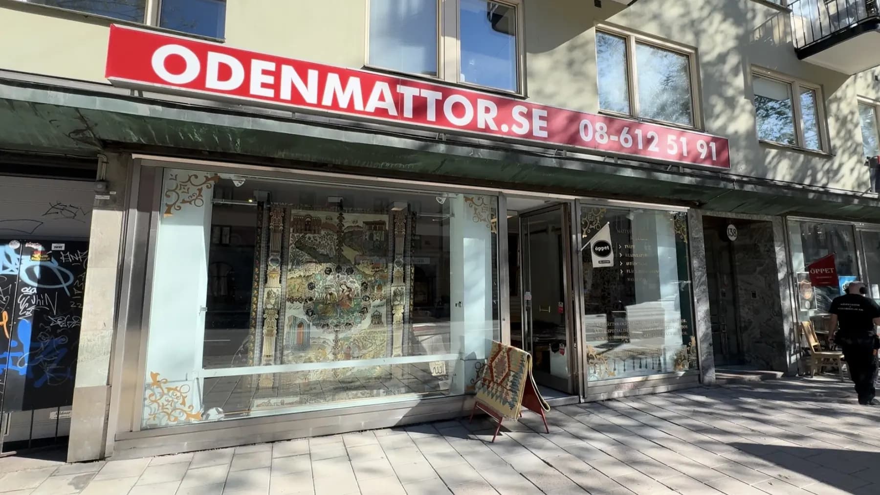 Butik- eller kontorslokal med skyltfönster på Sveavägen 138
