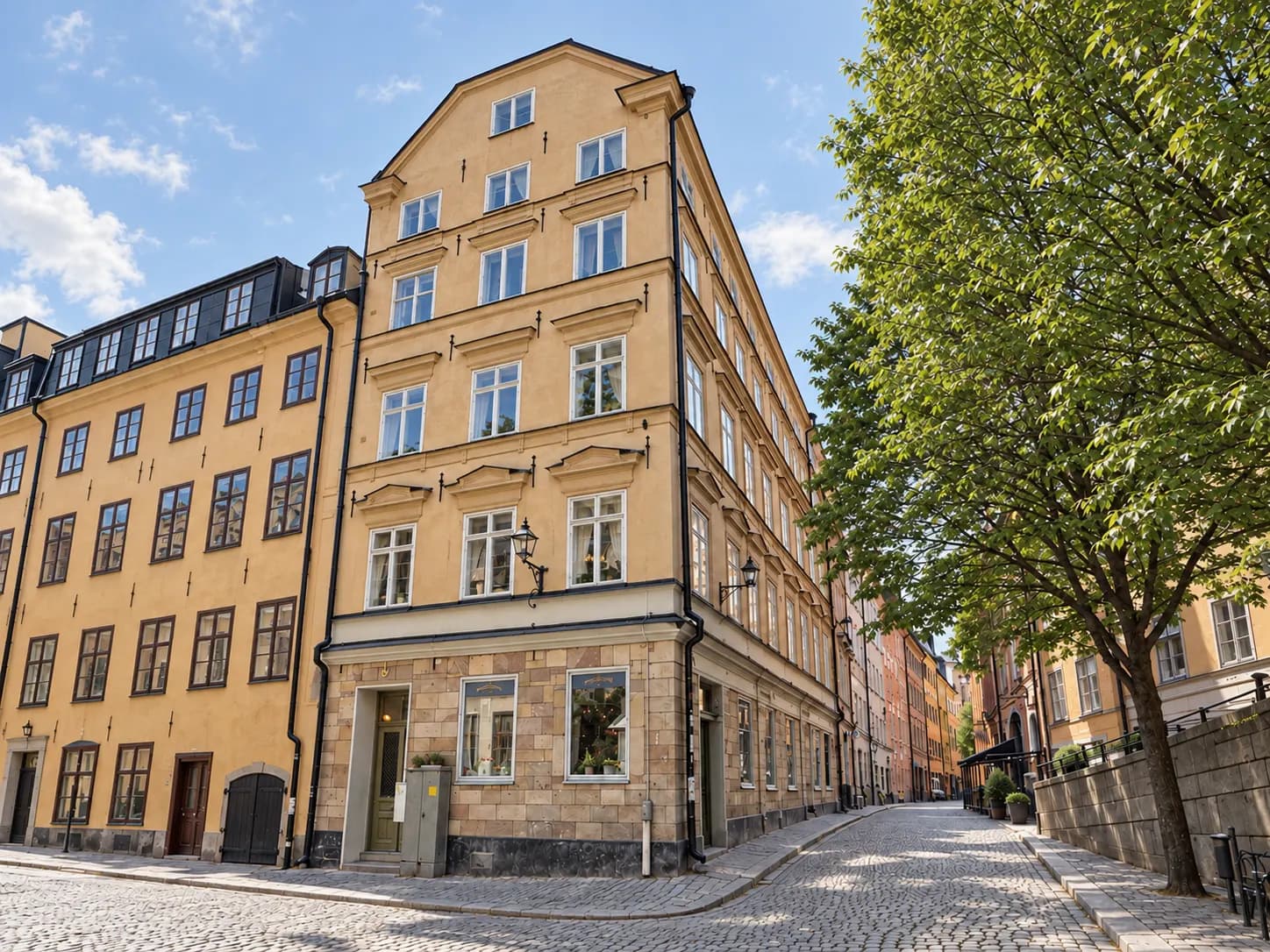 Representativt kontor 113 kvm uthyres i Gamla stan, Brunnsgränd 7