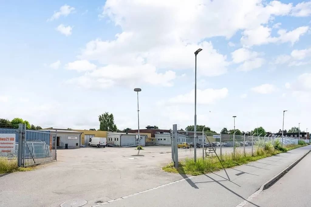 Sjövägen 16, bålsta – 315 m²