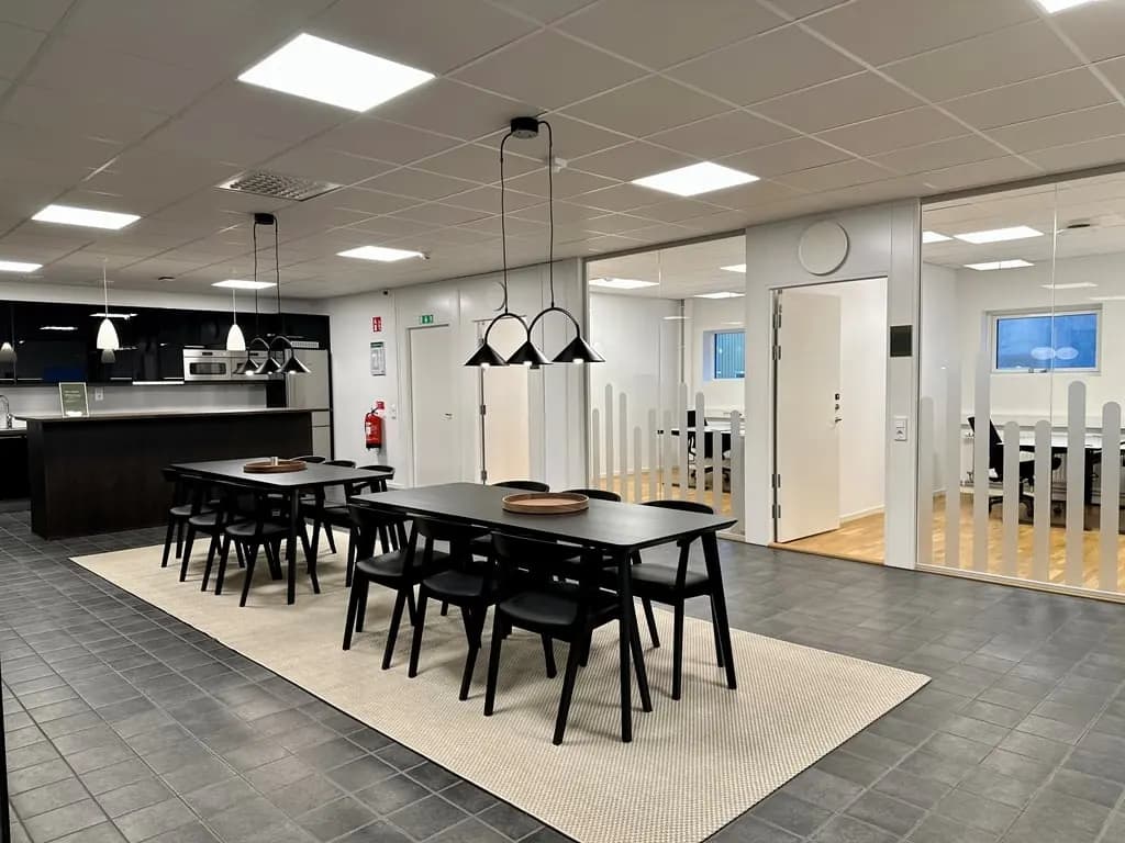 Östra Järnvägsgatan 8, Enköping – bild 2