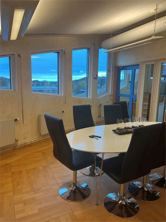 Redegatan 7, 244 kvm – bild 2