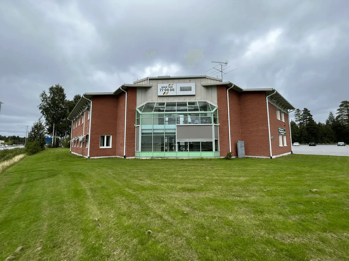 Flygplatsvägen 19, Umeå – 400-650 m²