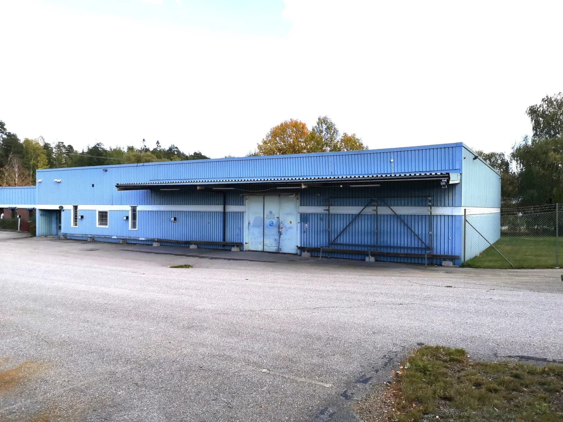 Industrilokal 600 kvm Takhöjd 3,6m
