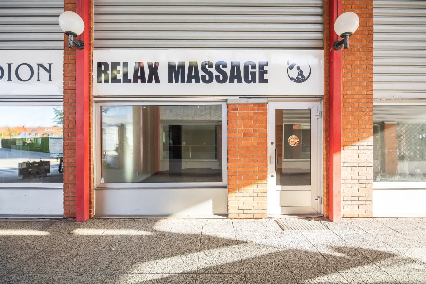 Ljus och flexibel butikslokal med stark synlighet och bra läge – bild 2