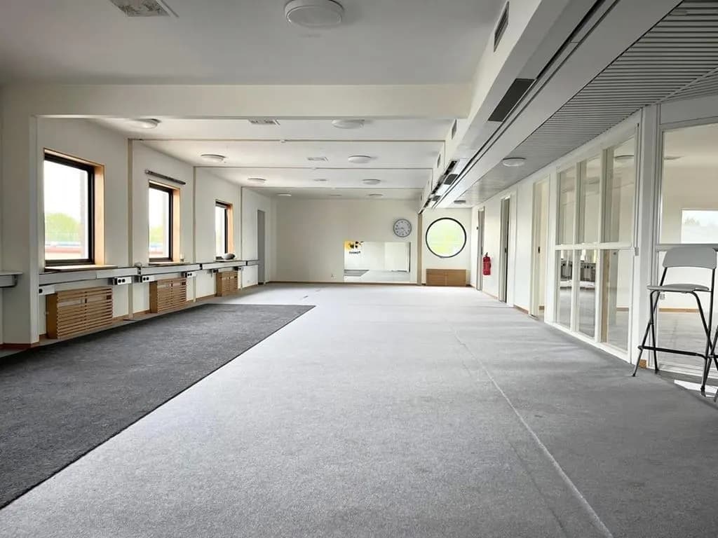 Kontor i Täby kyrkby, Täby, bild 2