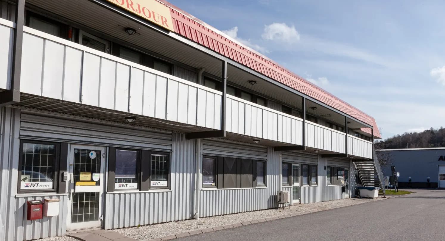 Aröds industriväg 28, Hisings backa – bild 2