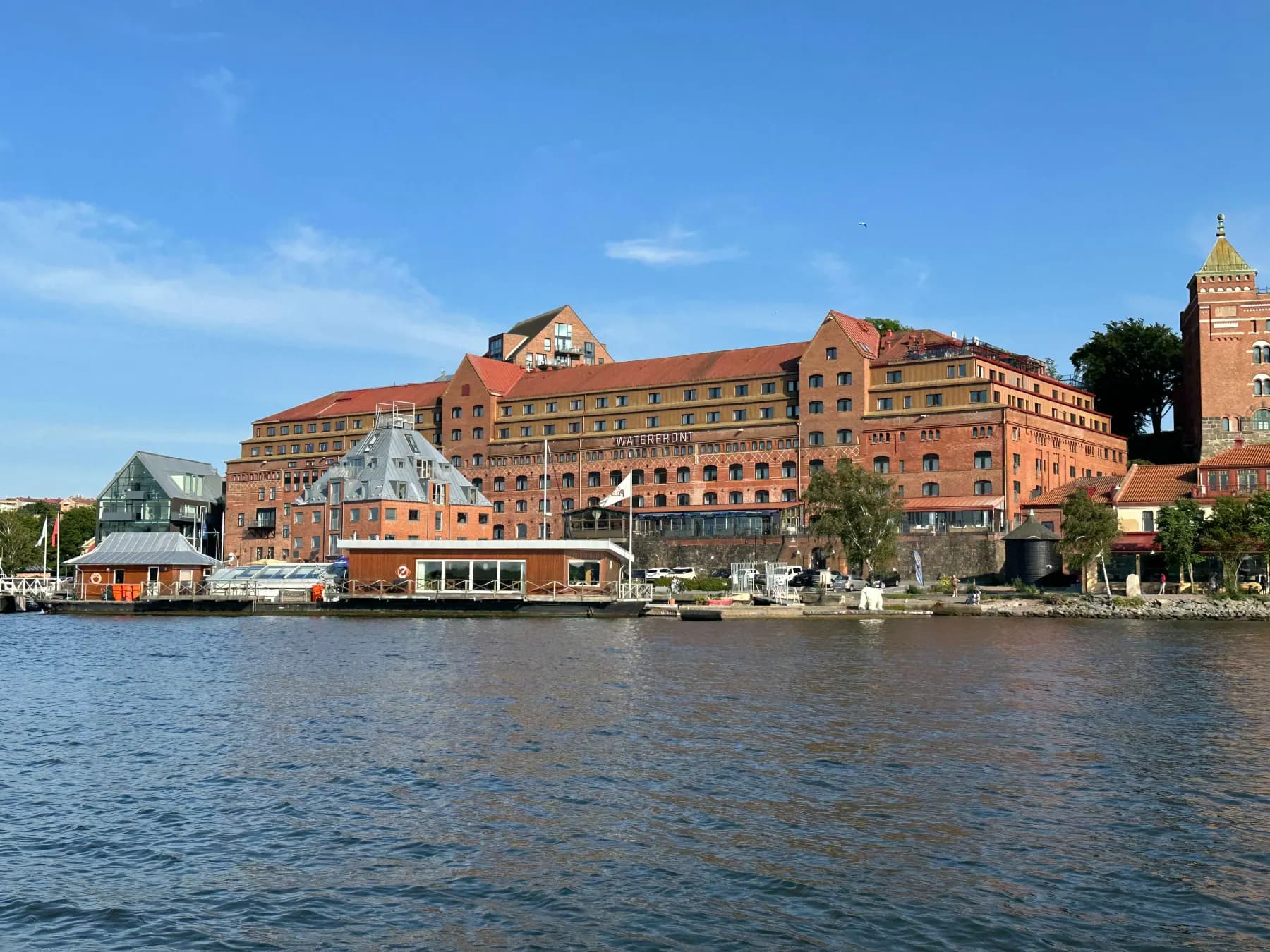 Vindskontor med högt i tak – bild 2
