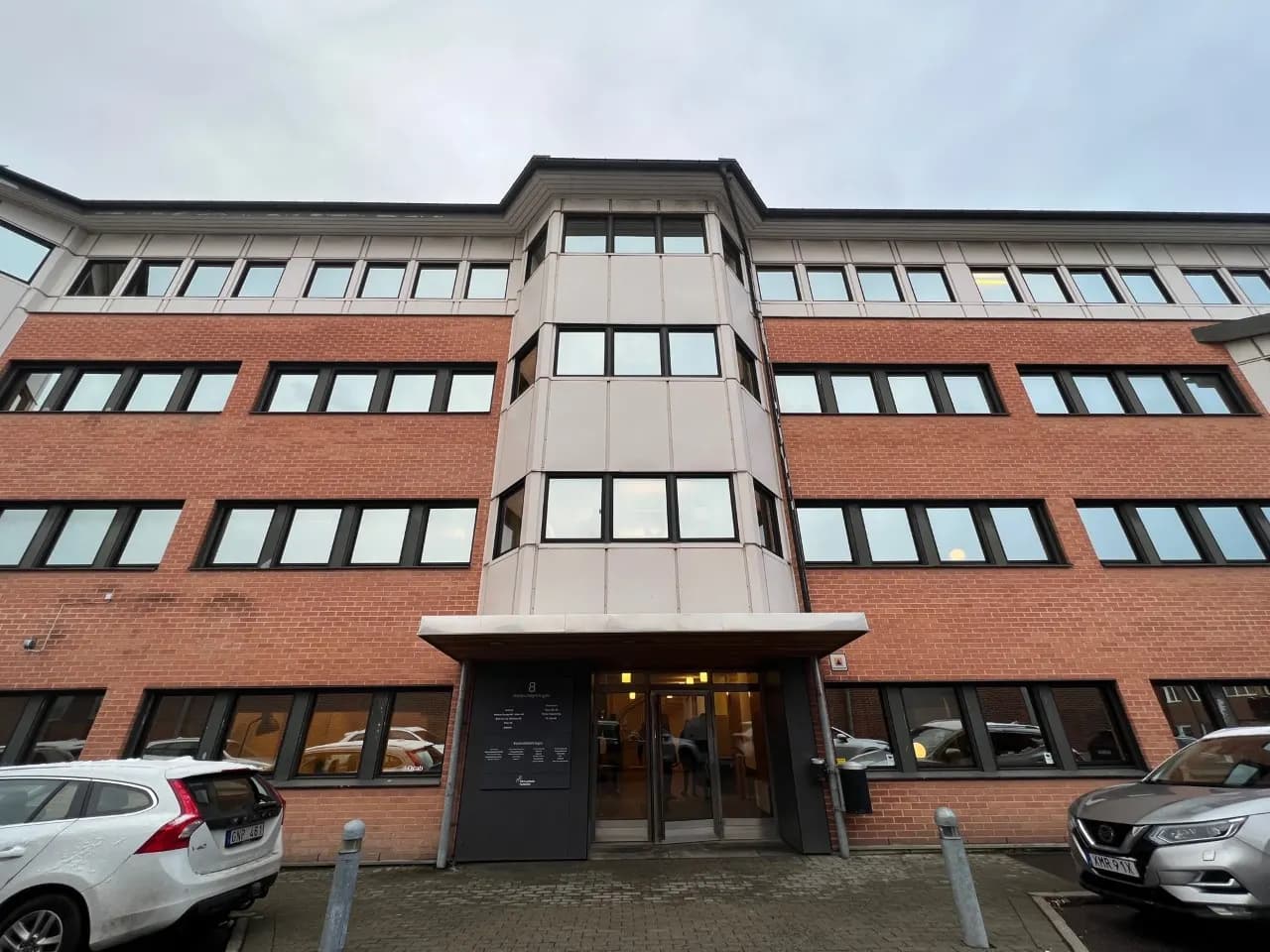 Välkommen till Hulda Lindgrens gata 8 i Högsbo! – bild 2