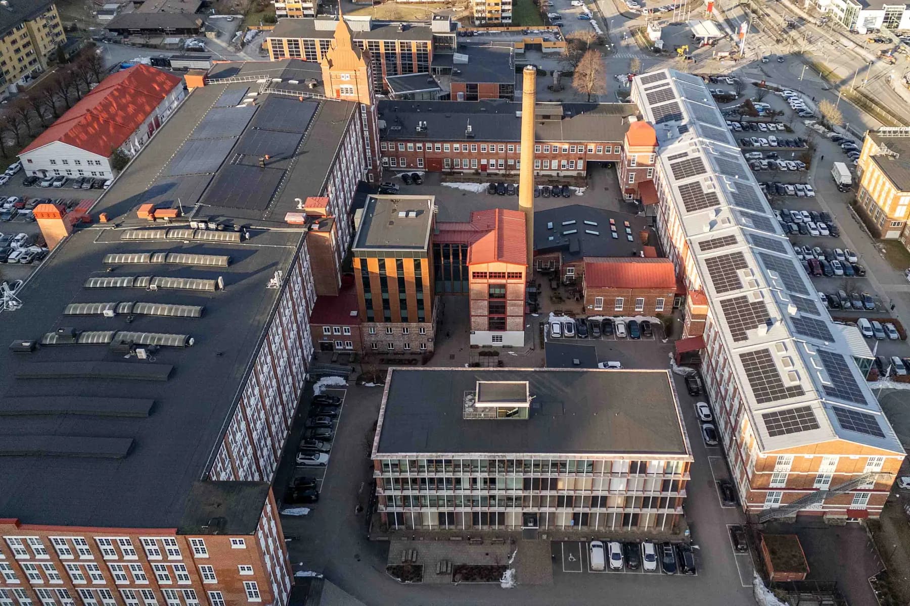 Charmigt kontor med fantastisk utsikt i Krokslätts Fabriker! – bild 2