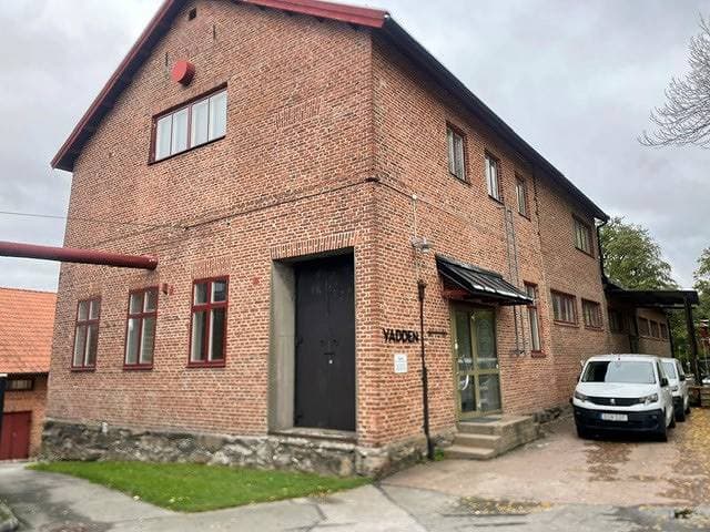 Kontor i historisk stenbyggnad på Nääs Fabriker – bild 2