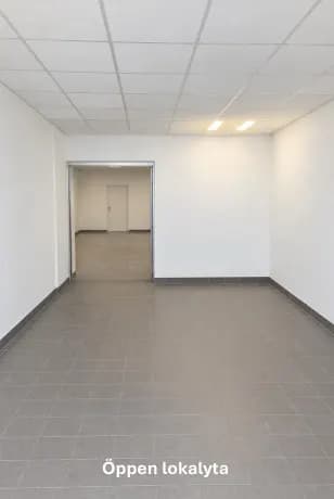 Ljus och flexibel kontorslokal om 85 m² med två egna entréer