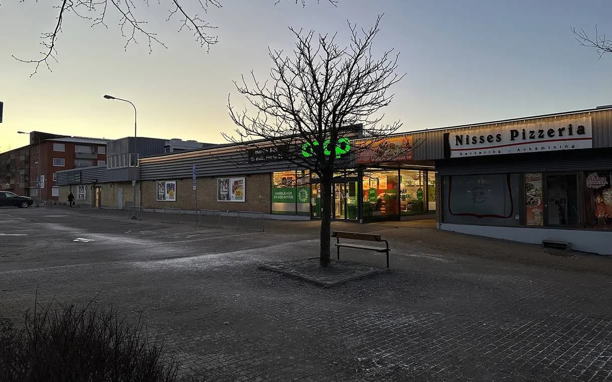 Kontorslokal intill Kållereds station