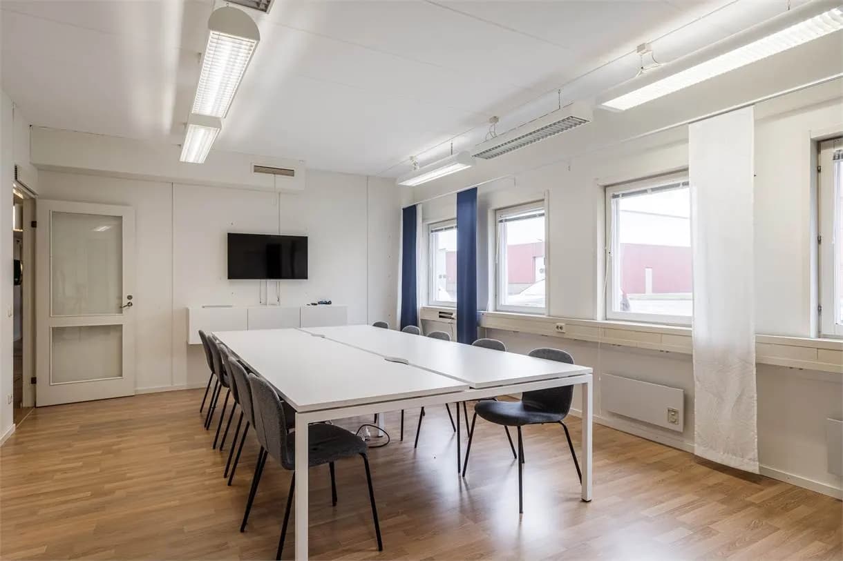 Flexibelt kontor i markplan med strategiskt läge i Sisjön – bild 2