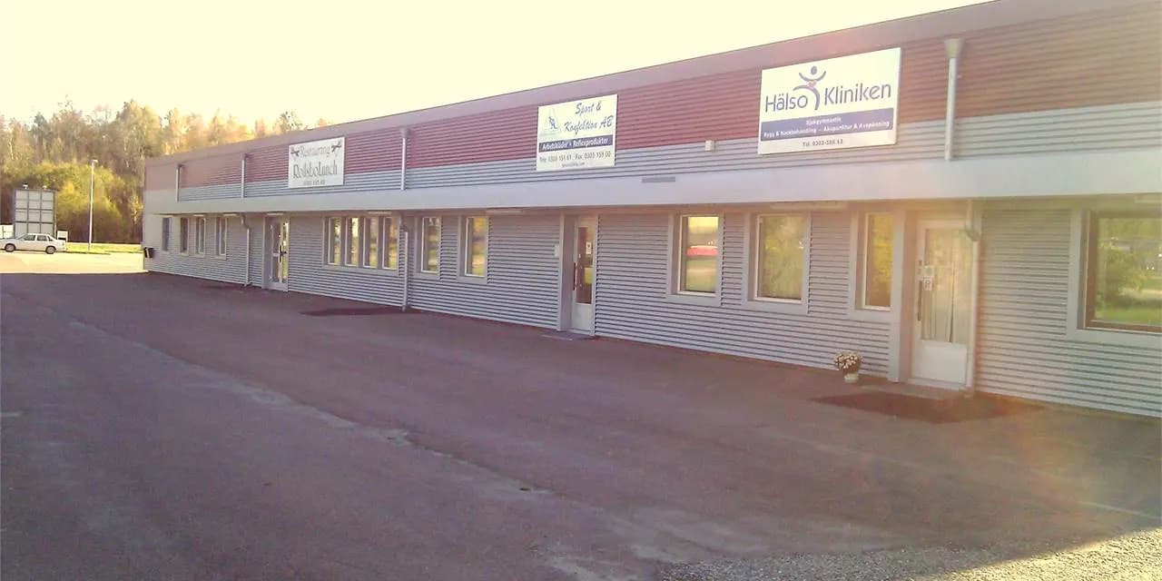 Litet kontor med bra skyltläge i Rollsbo