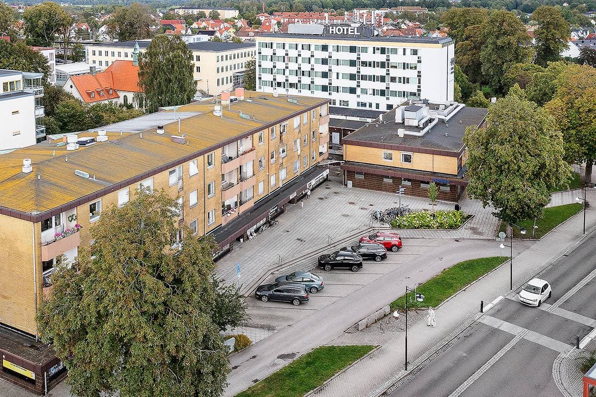 Butikslokal med lager och starkt skyltläge i innerstan